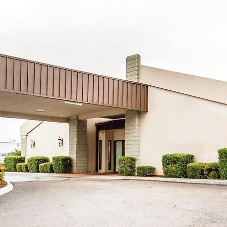 Executive Inn And Suites Enterprise Exterior photo